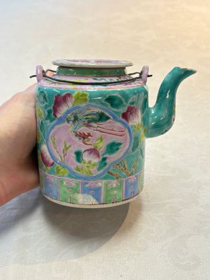 A Chinese famille rose turquoise-ground teapot for the Straits or Peranakan market, Zhong Hua Min Guo 中華民國 mark, Republic. — photo 1