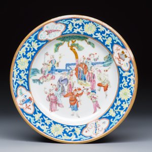 A Chinese famille rose 'Twelve Flower Goddesses' plate — 照片 1