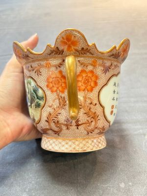 A Chinese famille rose two-handled bowl and cover, Qianlong mark, Republic — photo 3