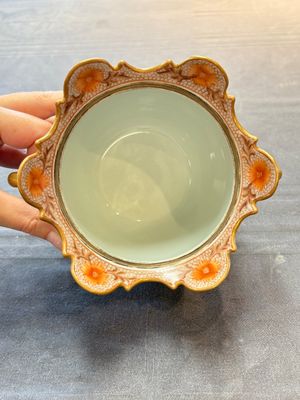 A Chinese famille rose two-handled bowl and cover, Qianlong mark, Republic — photo 8