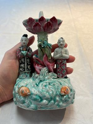 A Chinese famille rose two-piece group of Doumu 斗母 and attendants, Republic — photo 11