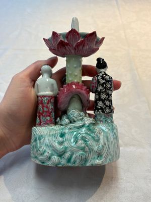A Chinese famille rose two-piece group of Doumu 斗母 and attendants, Republic — photo 13