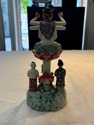A Chinese famille rose two-piece group of Doumu 斗母 and attendants, Republic — photo 3