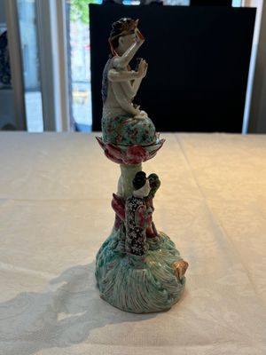 A Chinese famille rose two-piece group of Doumu 斗母 and attendants, Republic — photo 4