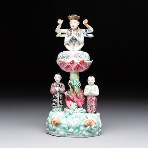 A Chinese famille rose two-piece group of Doumu 斗母 and attendants, Republic — photo 1