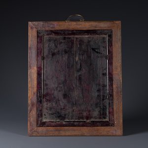 A Chinese famille rose 'two sages in the mountain' plaque in a wooden frame, 18/19th C. — 照片 2