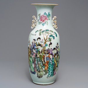 A Chinese famille rose two-sided design vase, 19/20th C. — 照片 1