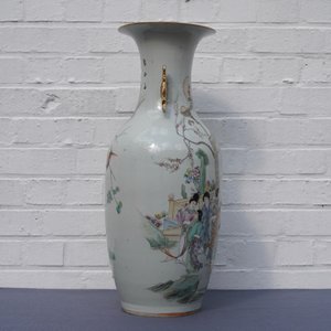 A Chinese famille rose two-sided design vase, 19/20th C. — 照片 8