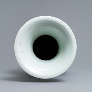 A Chinese famille rose two-sided design vase, 19/20th C. — 照片 5