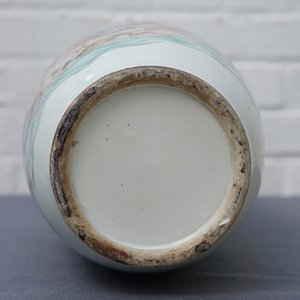 A Chinese famille rose two-sided design vase, 19/20th C. — photo 14