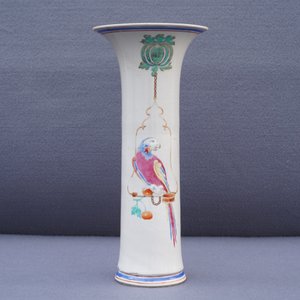 A Chinese famille rose vase after Cornelis Pronk: 'Parrot on a perch', Yongzheng — 照片 16