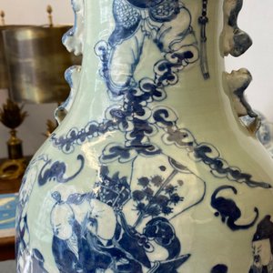 A Chinese famille rose vase and a blue and white celadon-ground vase, 19th C. — photo 20