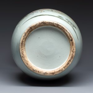 A Chinese famille rose vase and a qianjiang cai dish — photo 7