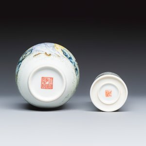 A Chinese famille rose vase and a qianjiang cai incense stick holder — foto 6