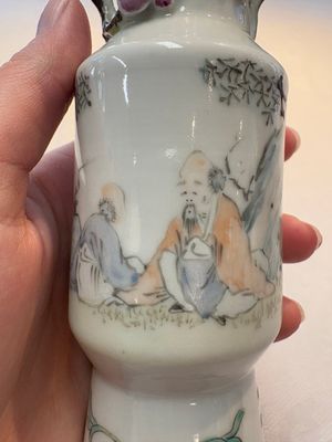 A Chinese famille rose vase and a small qianjiang cai vase, Qianlong mark, 19th C. — photo 16