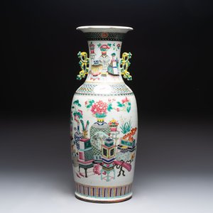 A Chinese famille rose vase and two Canton famille rose vases, 19/20th C. — 照片 16