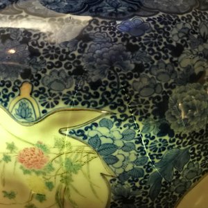 A Chinese famille rose vase, Qianlong mark, Republic, 20th C. — 照片 15