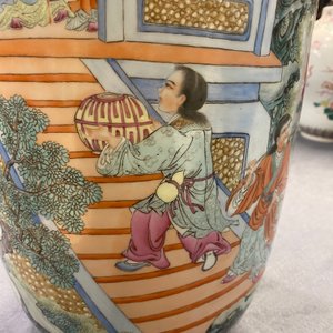 A Chinese famille rose vase, Qianlong mark, Republic — 照片 10
