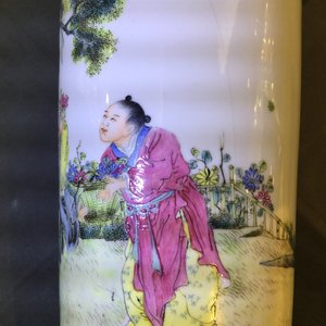 A Chinese famille rose vase with a sage and his servant, Qianlong mark, Republic, 20th C. — photo 8