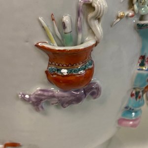 A Chinese famille rose vase with applied 'antiquities' design, Yongzheng — photo 21