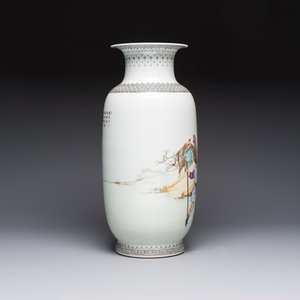 A Chinese famille rose vase with figural design, Qianlong mark, 20th C. — photo 4