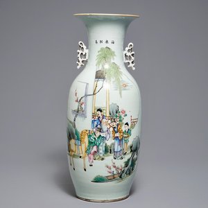 A Chinese famille rose vase with figures in a garden, 19/20th C. — photo 1