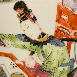 A Chinese famille rose vase with ladies playing go, Yongzheng — 照片 22
