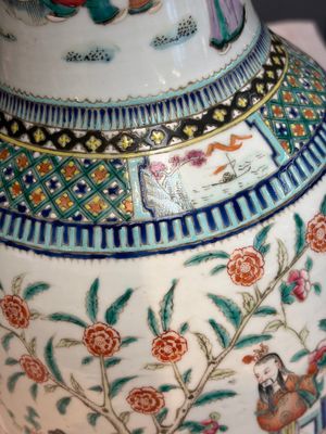 A Chinese famille rose vase with narrative design, 19th C. — photo 7
