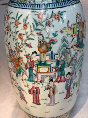 A Chinese famille rose vase with narrative design, 19th C. — photo 9