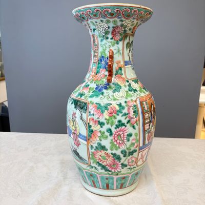 A Chinese famille rose vase with narrative design — photo 10