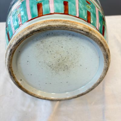 A Chinese famille rose vase with narrative design — photo 18