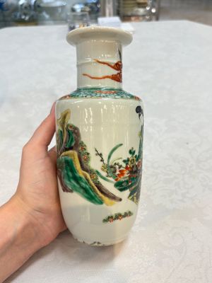 A Chinese famille rose vase with narrative design and a famille verte vase, Qianlong mark, 19th C. — photo 16
