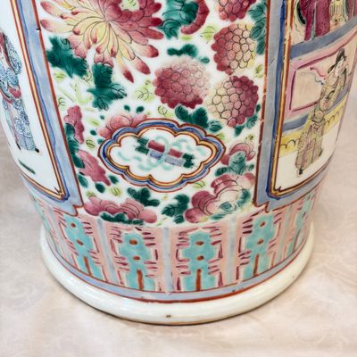 A Chinese famille rose vase with narrative design — foto 19