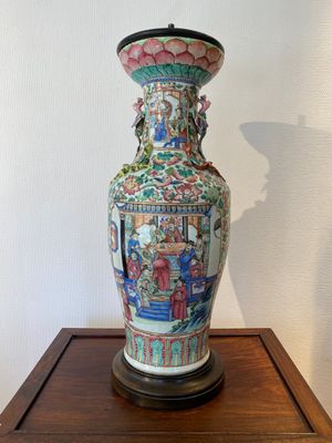 A Chinese famille rose vase with phoenix-shaped handles, 19th C. — 照片 3