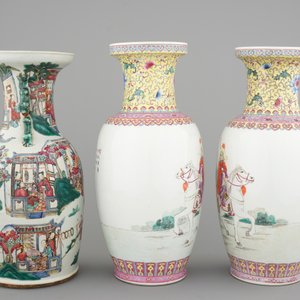A Chinese famille rose vase with silk production scene, 19th C. and a pair of 20th C. Mulan vases — photo 4