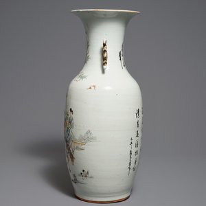 A Chinese famille rose vase with the immortal Magu with a deer, 19/20th C. — photo 4