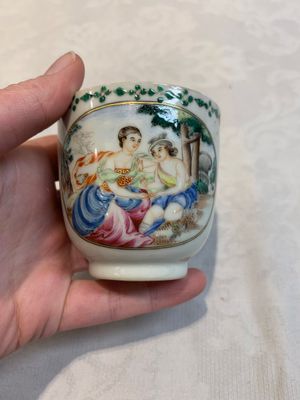 A Chinese famille rose 'Venus and Mercury' cup and saucer, Qianlong — photo 14