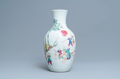 A Chinese famille rose 'warrior' vase, 19th C.
