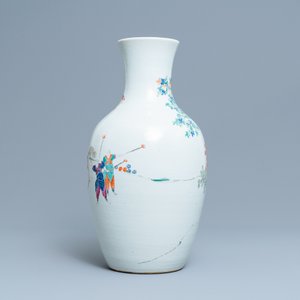 A Chinese famille rose 'warrior' vase, 19th C. — 照片 3