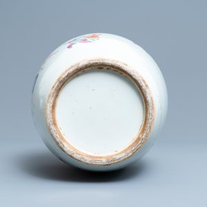 A Chinese famille rose 'warrior' vase, 19th C. — 照片 5