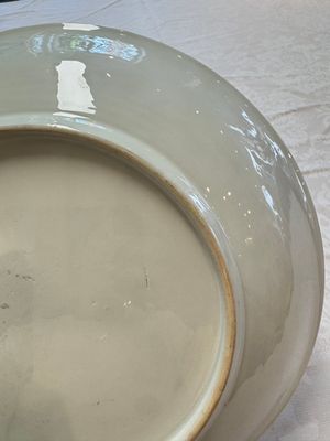 A Chinese famille rose 'Wine Drinking Sage and Attendant' dish, Yongzheng — foto 11
