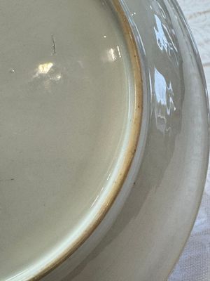 A Chinese famille rose 'Wine Drinking Sage and Attendant' dish, Yongzheng — foto 18