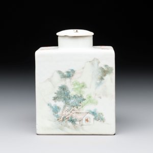 A Chinese famille rose 'Wu Shuang Pu' covered teapot and a qianjiang cai covered tea caddy, signed Lei Guangheng 雷光亨, 19th C. — photo 4