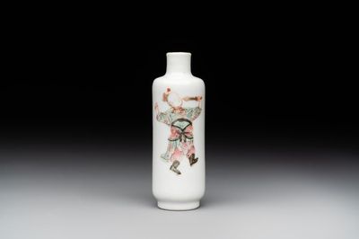A Chinese famille rose 'Wu Shuang Pu' snuff bottle, 19th C.
