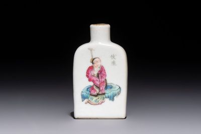 A Chinese famille rose 'Wu Shuang Pu' snuff bottle, Daoguang mark, 19th C.