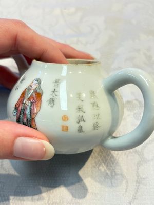 A Chinese famille rose 'Wu Shuang Pu' teapot and cover, 19th C. — 照片 13