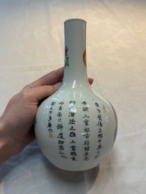 A Chinese famille rose 'Wu Shuang Pu' vase and a tazza, 19/20th C. — foto 2