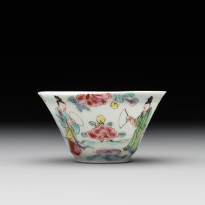A Chinese famille rose 'Xi Xiang Ji' cup and saucer, Yongzheng — photo 4