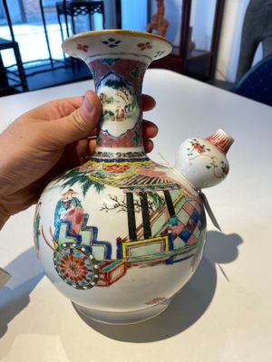 A Chinese famille rose 'Xi Xiang Ji' kendi, Yongzheng — photo 3