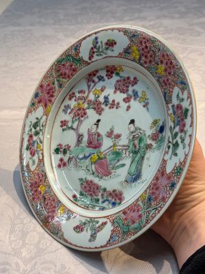 A Chinese famille rose 'Xi Xiang Ji' plate, a 'Rooster' saucer, and a 'Lowestoft' covered teapot, Yongzheng/Qianlong — photo 2
